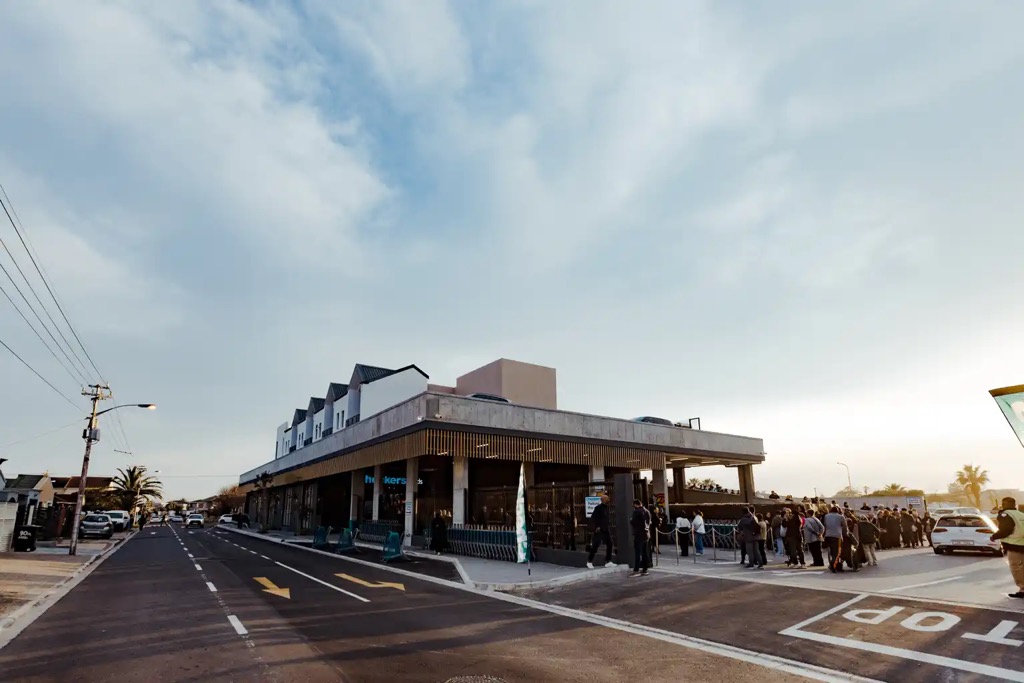 Western Cape’s first Halaal Checkers opens at new Crawford Centre